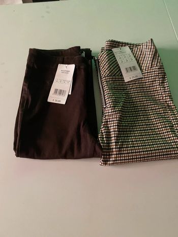 Lot de 2 pantalons calzedonia taille Xs