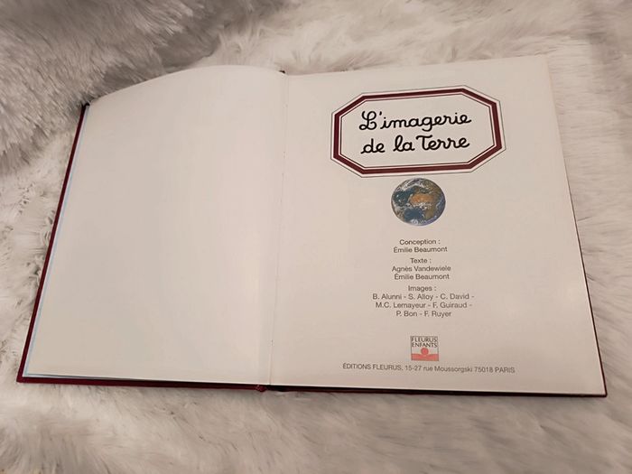 Livre : L'imagerie de la Terre _ Vintage - Y2K 1995 - photo numéro 3