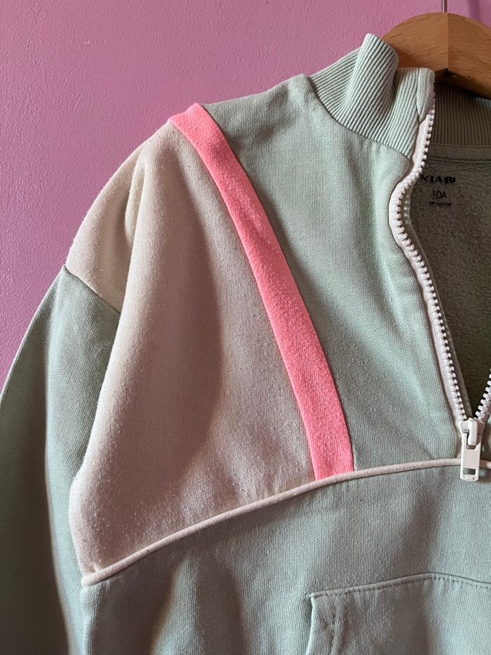 Sweat Kiabi  10 ans - photo numéro 4