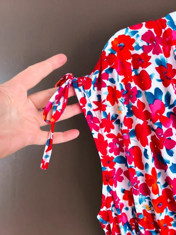 Robe longue femme été rouge et blanche à fleurs TU 38 à 46 - photo numéro 2