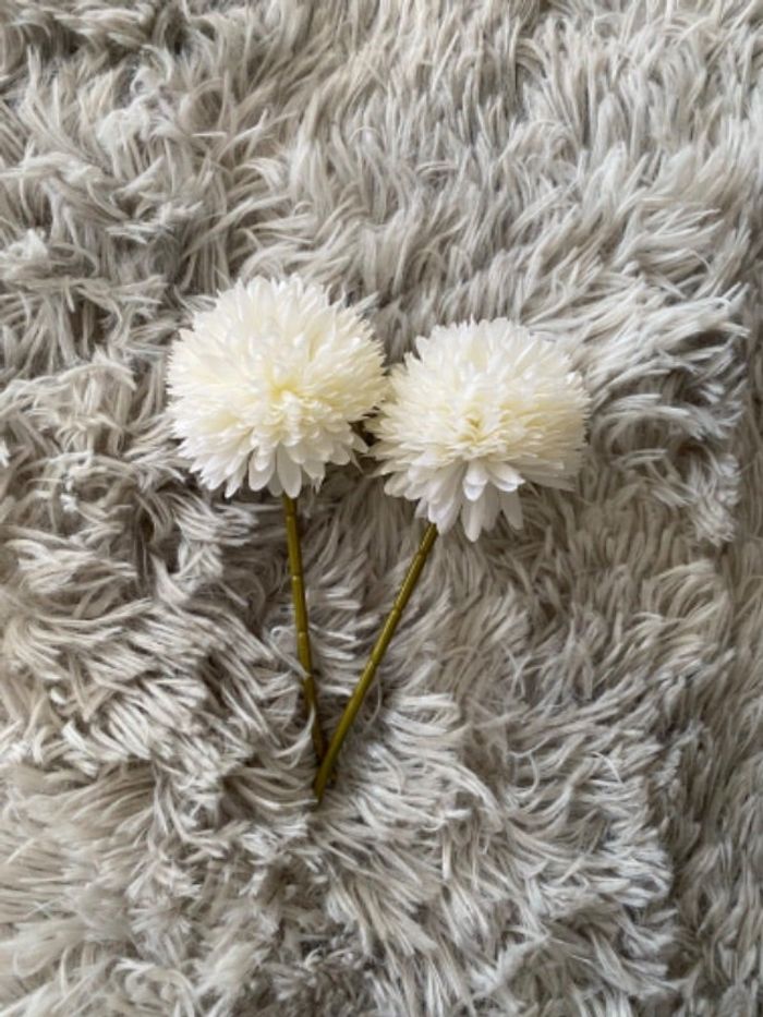 Lot de 2 fausses fleurs