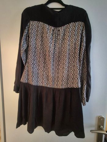 ROBE 