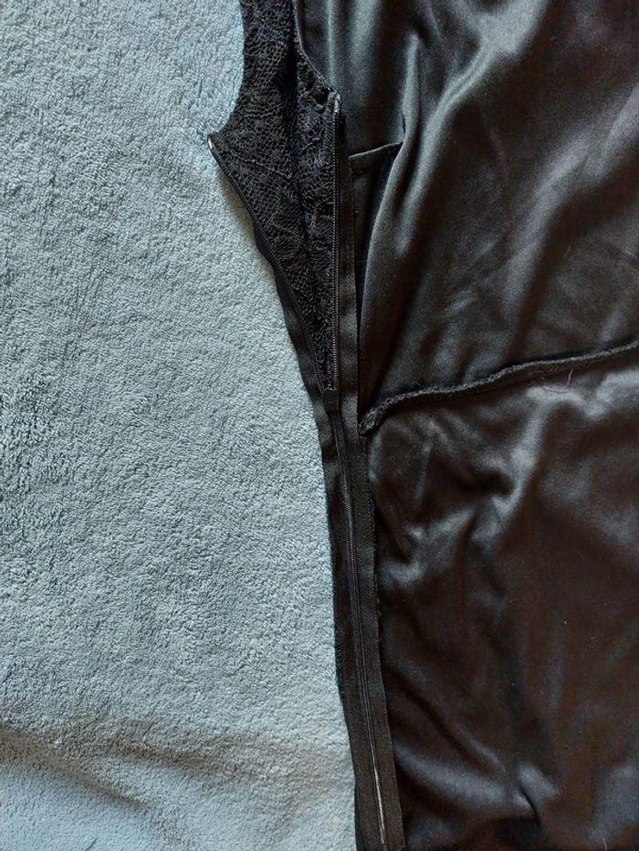 Jennyfer - petite robe noire T.S - photo numéro 12