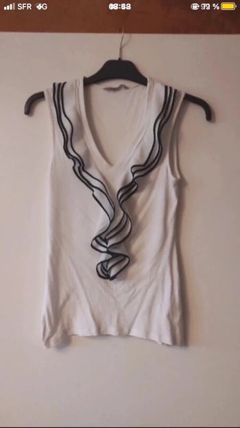 haut blanc a volants