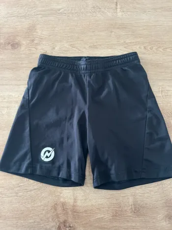 Short sport