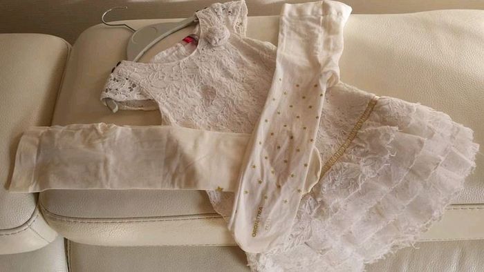 Robe de baptême 23 mois + collants + attache tétine spéciale cérémonie - photo numéro 2