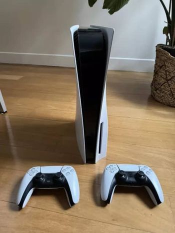PlayStation 5 standard