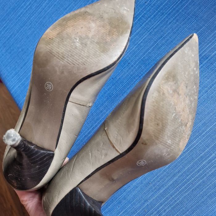 T39 escarpin kaki/marron - photo numéro 4