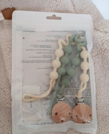 Attaches tétine Neuf silicone