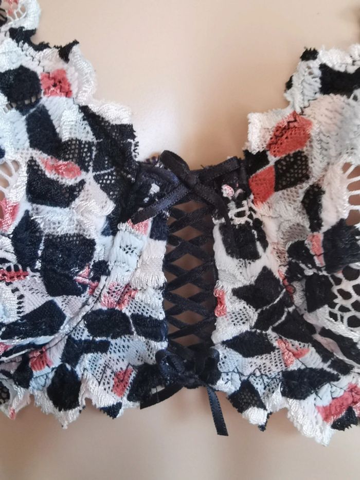 Soutien gorge.Noir-rose 90 C. Sans Complexe - photo numéro 2