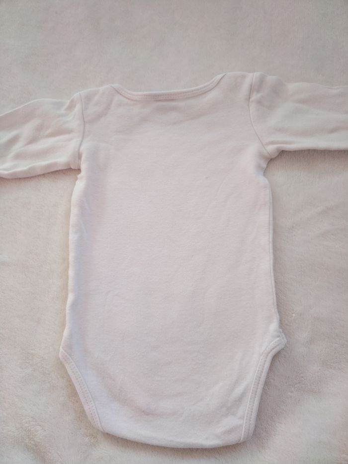 Body 3 mois - photo numéro 2