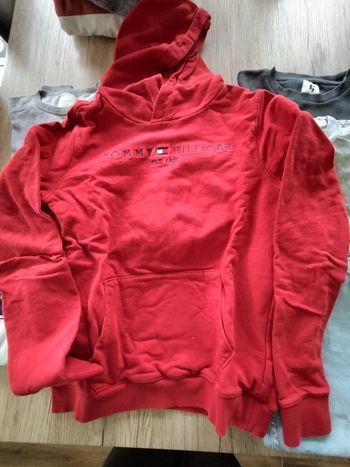 Sweat 14 ans tommy Hilfiger 