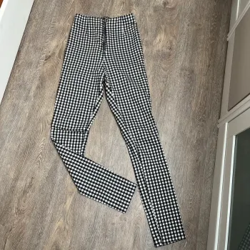 Pantalon Jennyfer 34