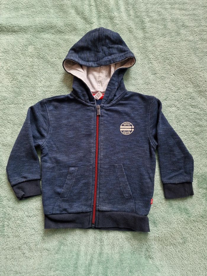 Très jolie veste 3 ans