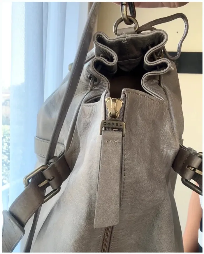 Sac Gérard Darel zippé gris très bon état - photo numéro 10