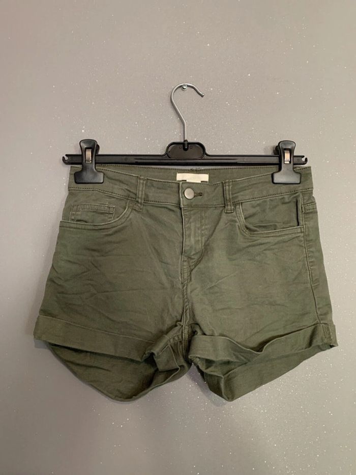 Short Kaki H&M T34