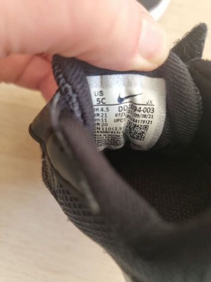 😍🤩😍👌Superbes Baskets nike mixte pointure 21 (mises 1 fois) 👌🤩😍 - photo numéro 7