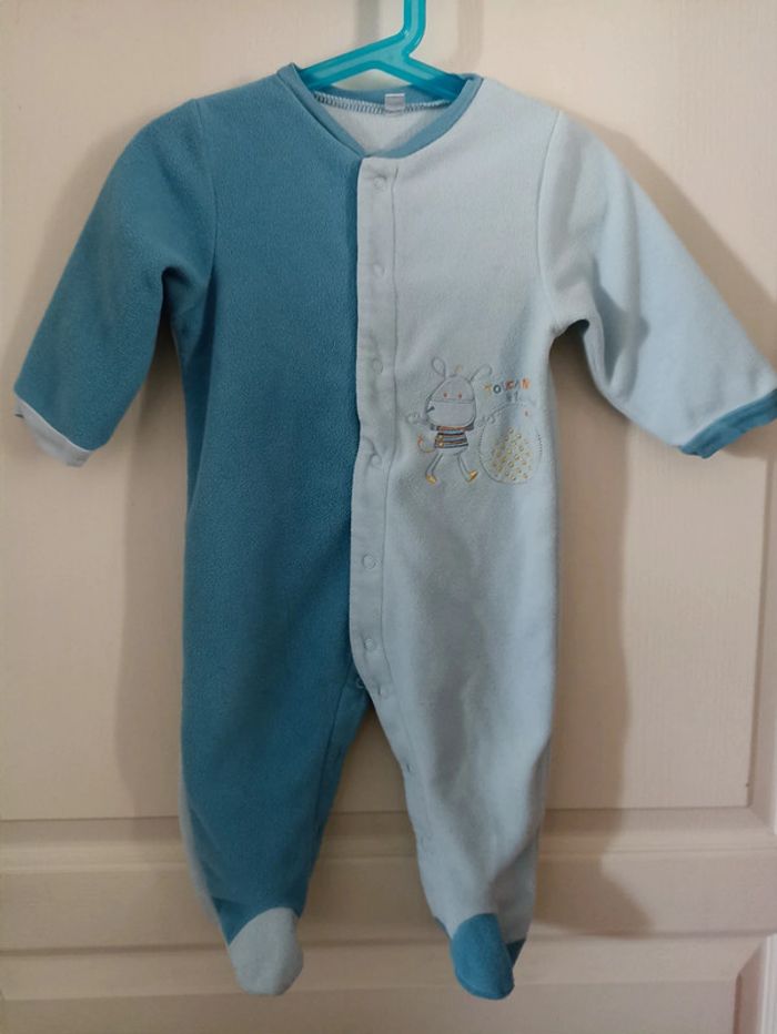 Sur-pyjama polaire bleu 9m quasi-neuf