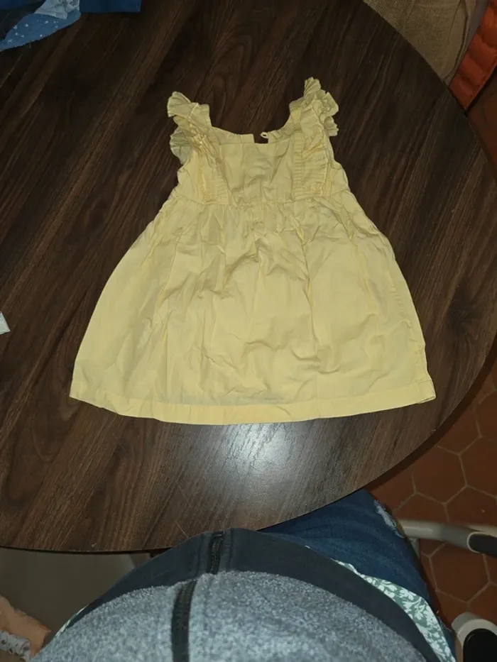 Robe 18 mois - photo numéro 2