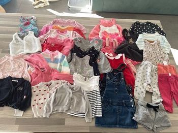 Lot fille 12 mois 33 pièces