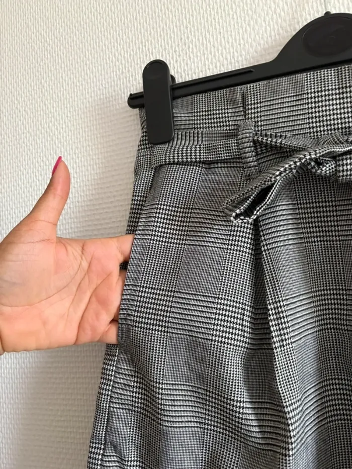 Short gris à carreaux - photo numéro 3