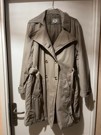 Trench marron/gris