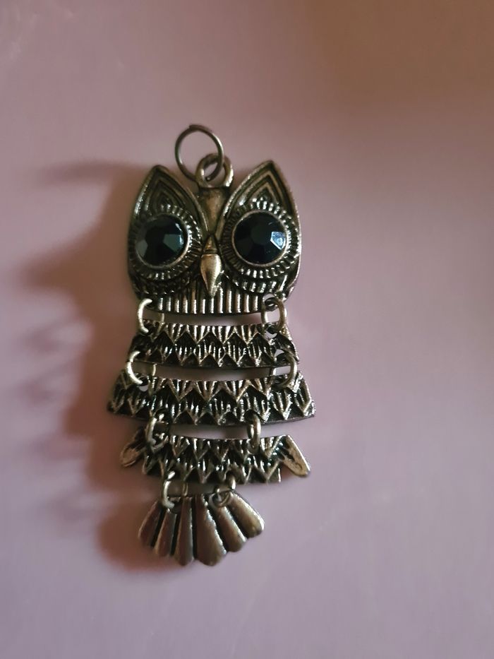Pendentif. Hibou. Chouette. Doré. 6 cm. - photo numéro 2