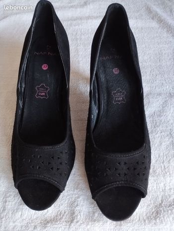 Escarpins Neufs de chez Naf Naf