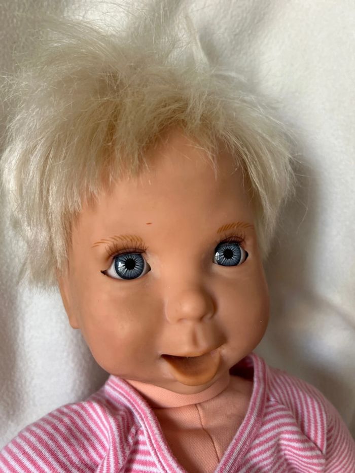 Poupon vintage Miracle Baby - MATTEL 2000 - photo numéro 2