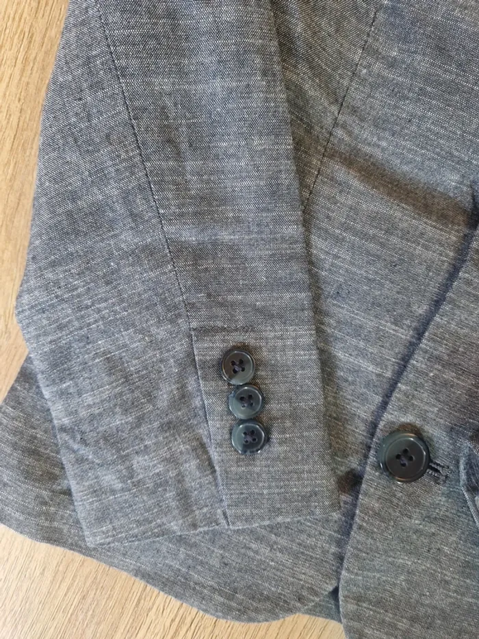 Veste de costume garçon 6 ans - État neuf - photo numéro 6