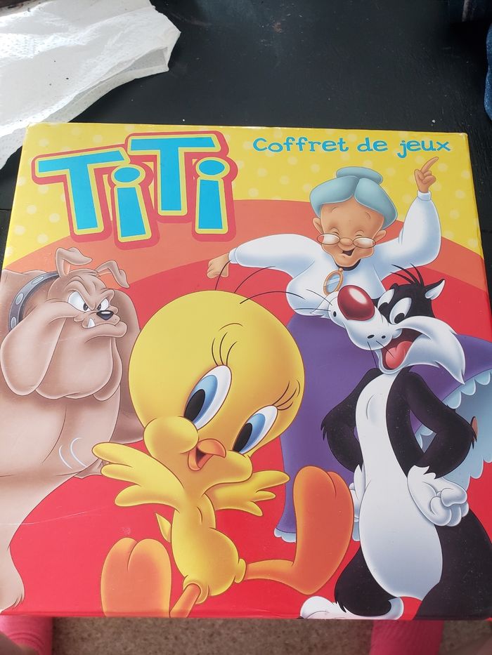 Coffret jeux de société looney tunes