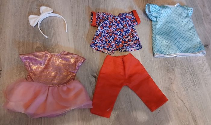 Lot vêtements Corolle 36 cm