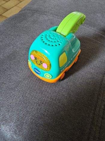 Voiture tut tut bolide