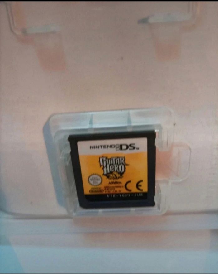 🎸 Jeu Nintendo DS – Guitar Hero: On Tour Decades 🎶 - photo numéro 4