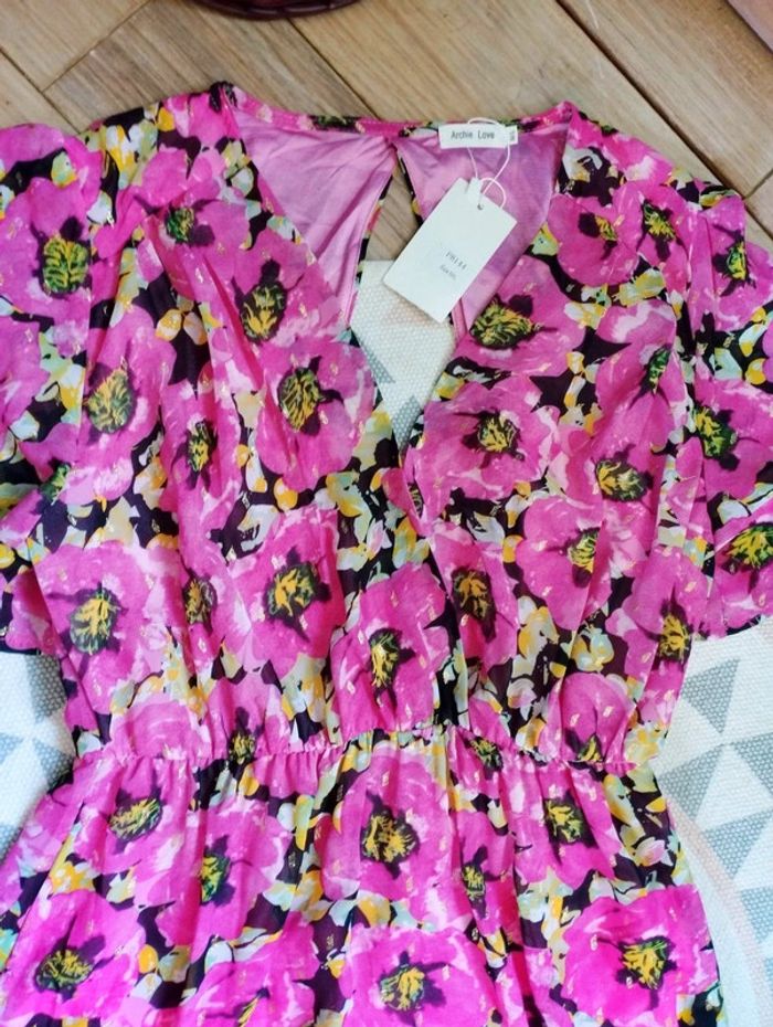 Robe longue fleurie - Archie Love - M/L - Neuf Étiquette - photo numéro 8