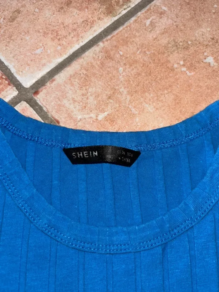 Débardeur Shein bleu - photo numéro 2