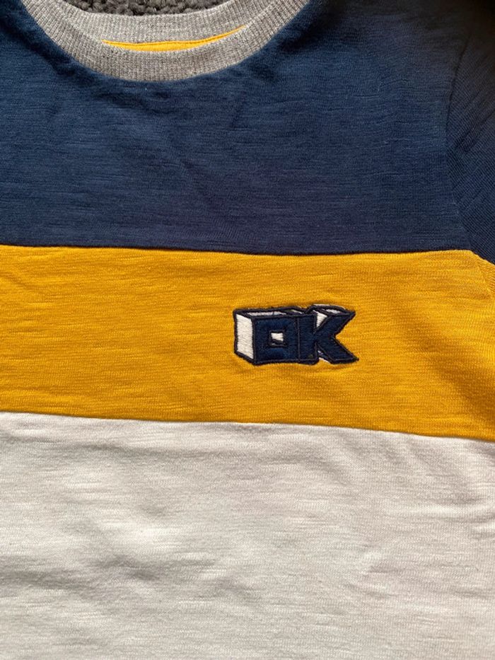 T-shirt Okaïdi taille 6 ans - photo numéro 2