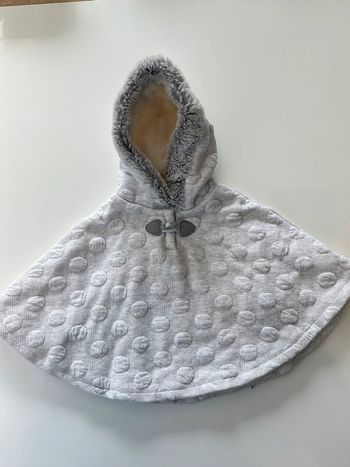 Pancho chaud polaire gris et blanc Obaïbi en taille 3/6 mois