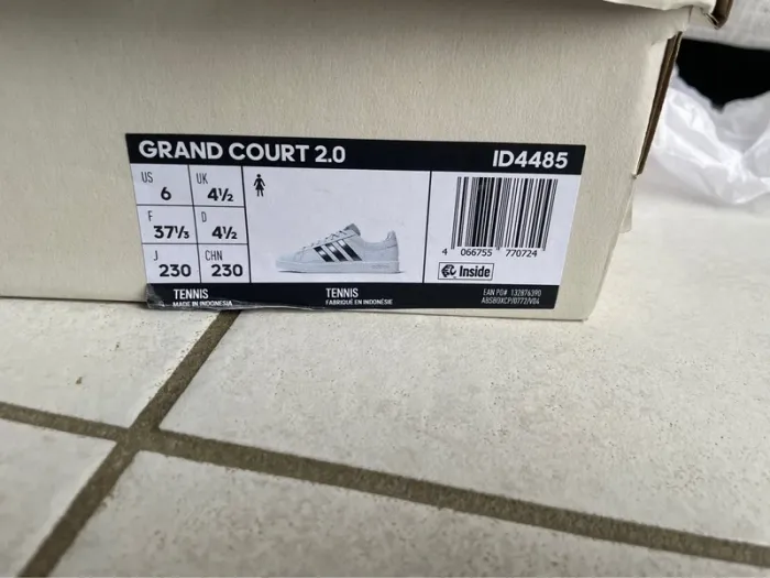 Basket adidas - photo numéro 7