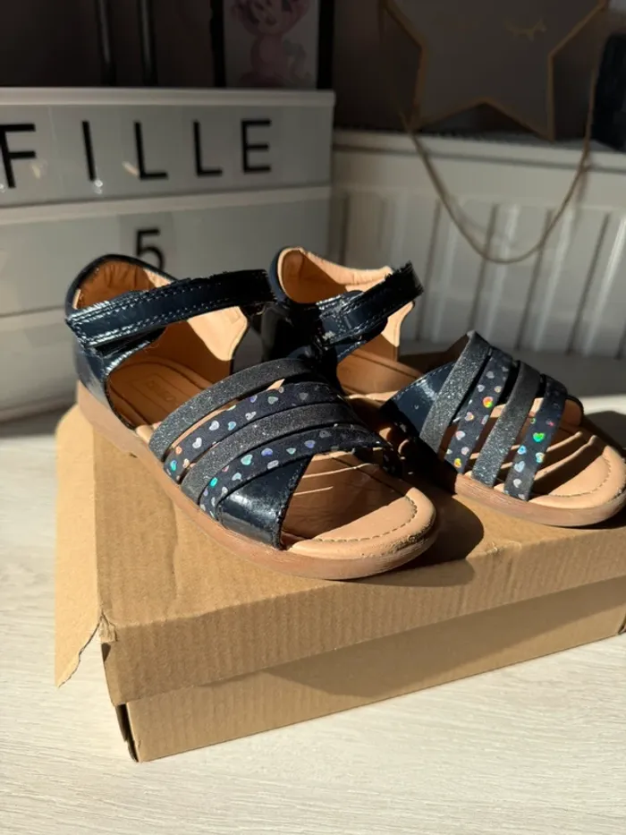Jolies sandales Friboo marine 29