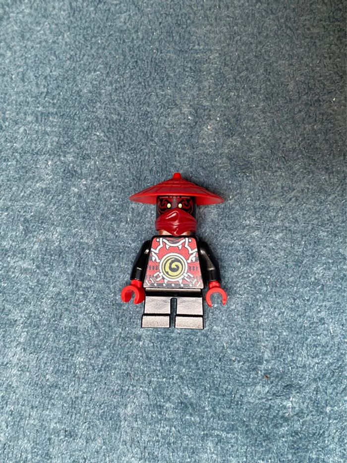 Minifigurine lego ninjago day of the departed stone army scout redface