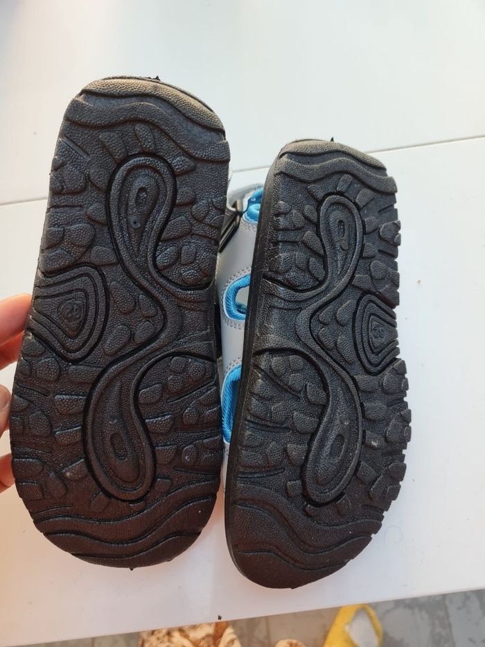 Sandale neuve - photo numéro 2