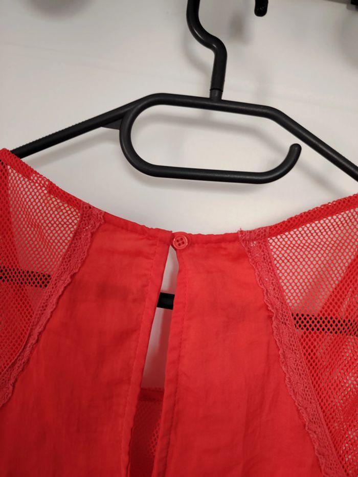 top rouge 34 - photo numéro 6