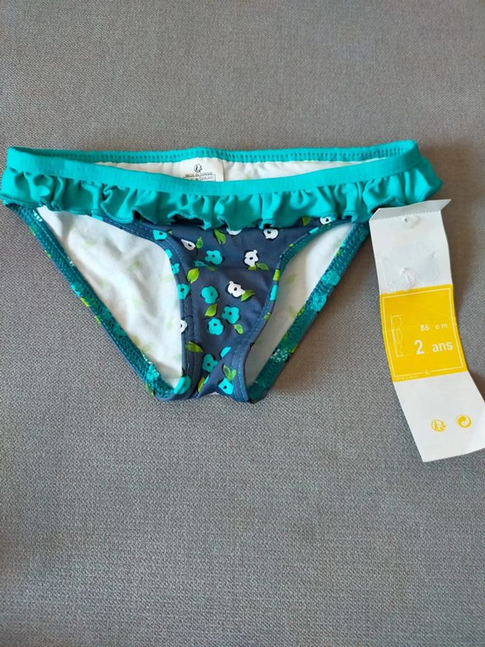 Bas de maillot de bain fille à fleurs – 2 ans – Ocean Wear – Neuf avec étiquette
