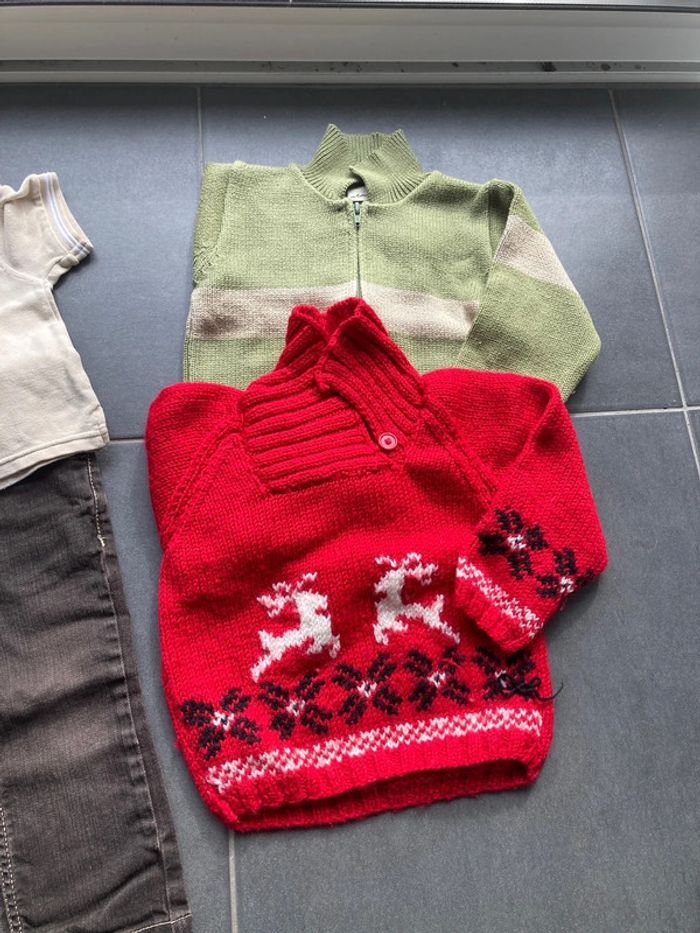 Lot 4 vêtements taille 2ans - photo numéro 4