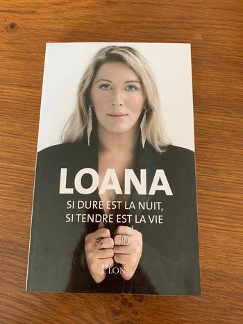 Livre bibliographique de Loana