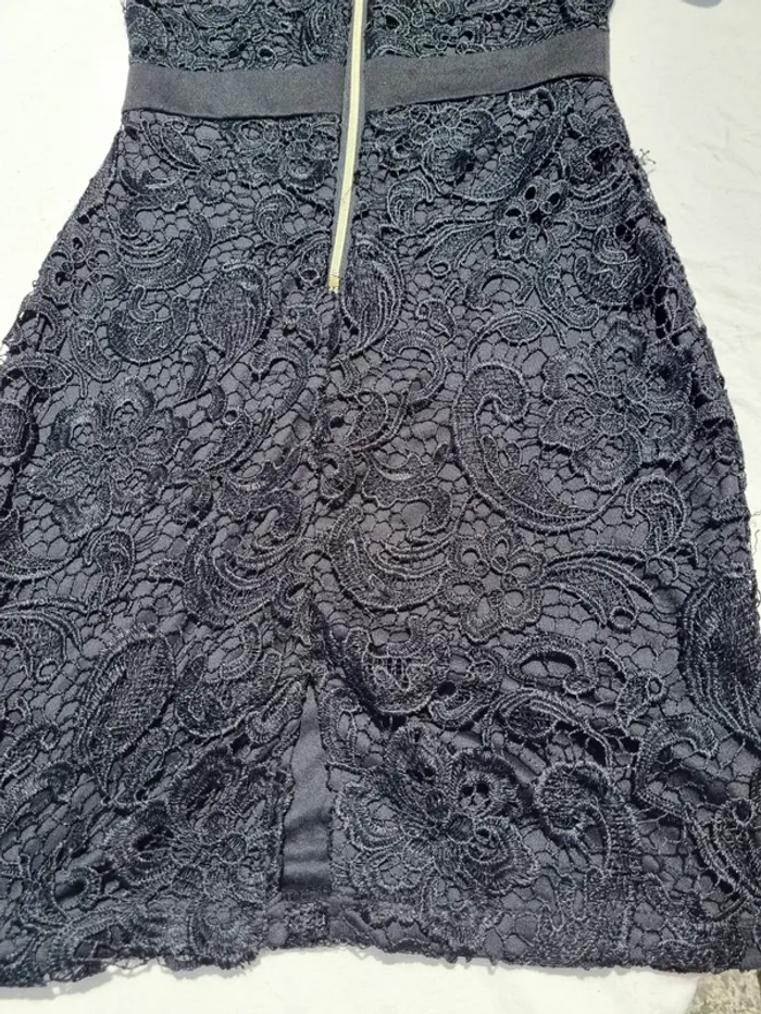robe dentelle - photo numéro 4