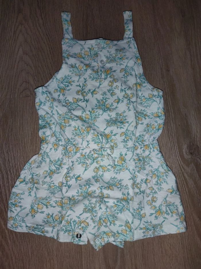 Combi short 2 ans neuve