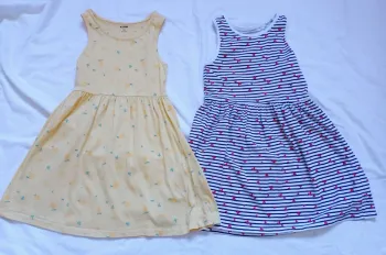 Lot de 2 robes D'été 5 ans