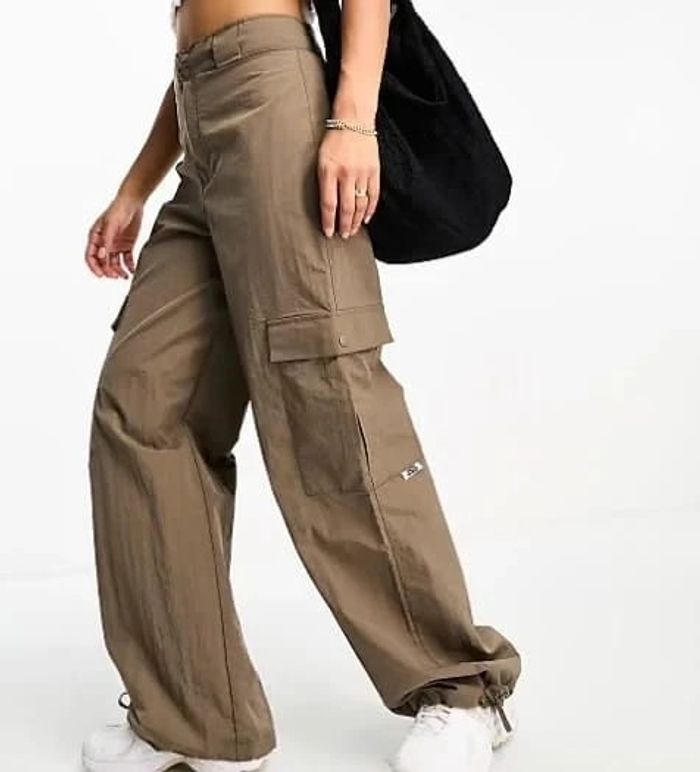 Pantalon parachute cargo kaki ASOS Taille M - photo numéro 6